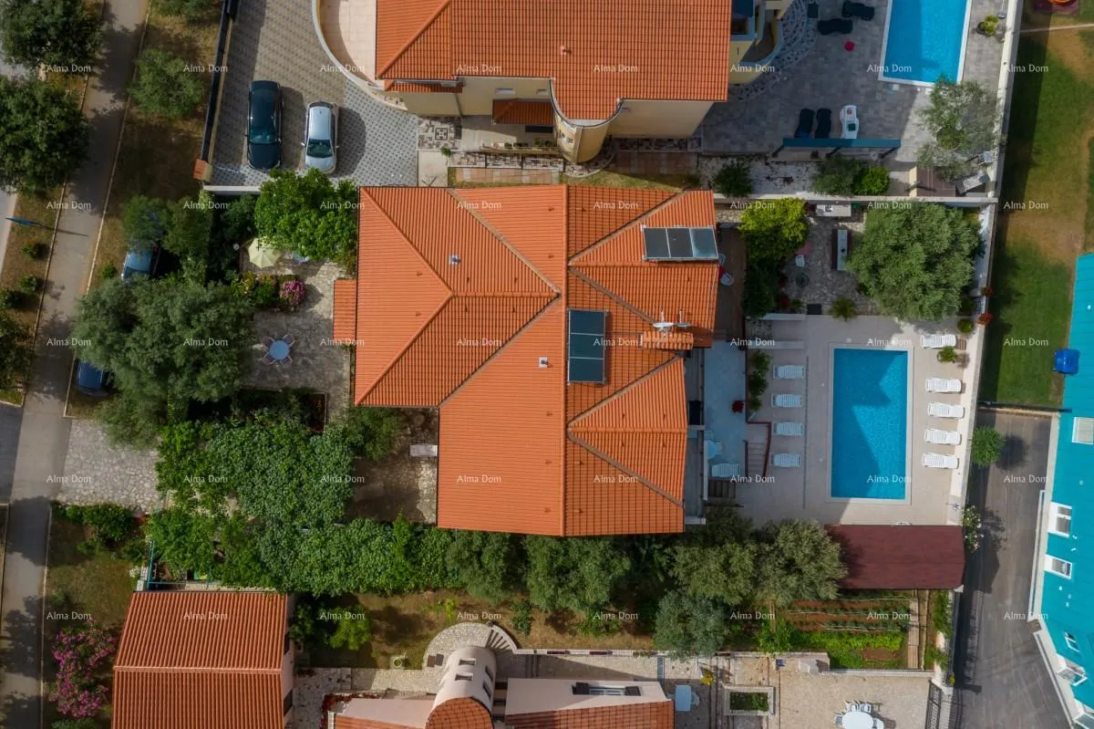 kuća apartmanska kuća s bazenom!blizina mora i plaže! peroj. - slika 5