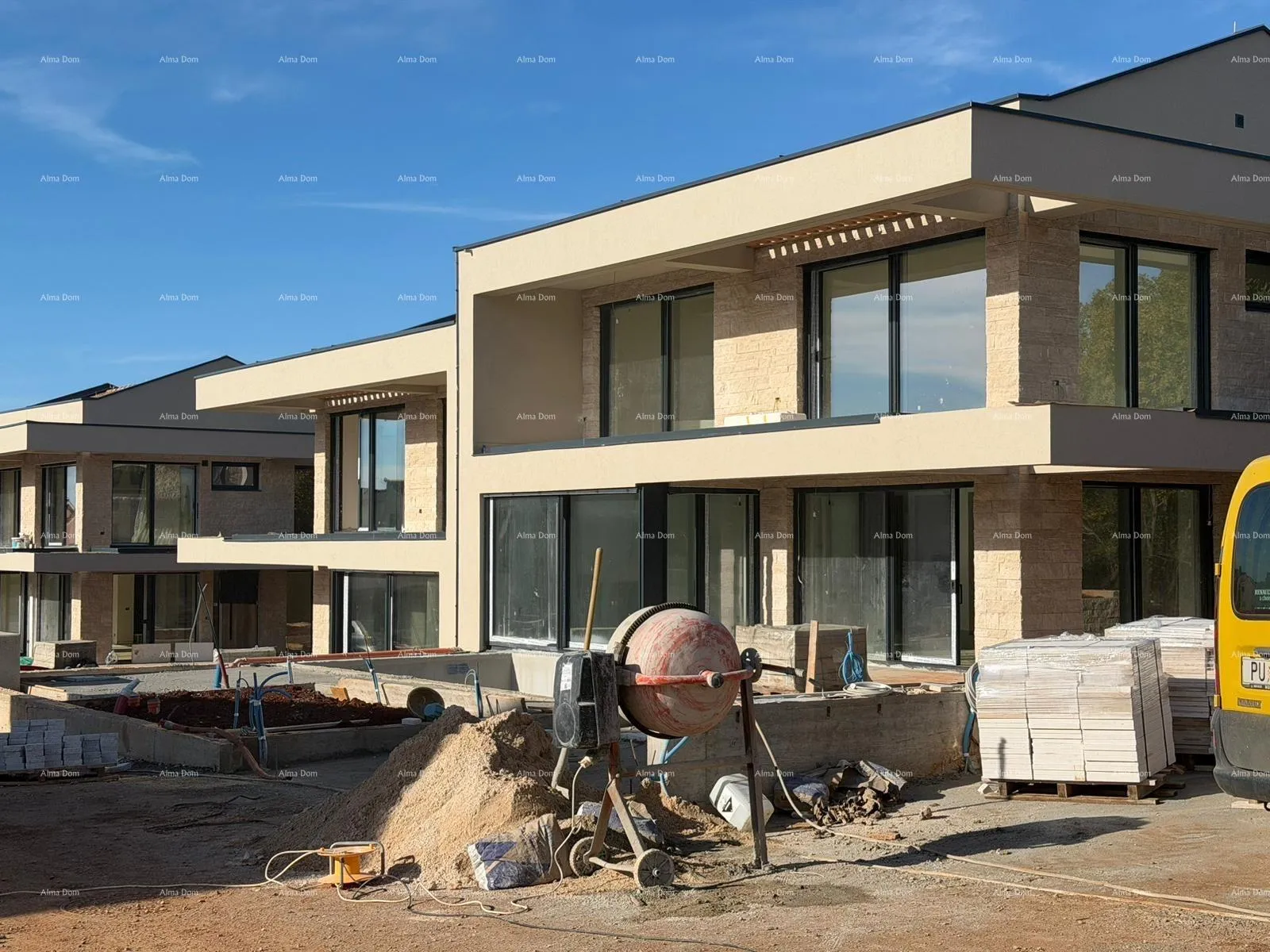 Kuća Prodaja modernih vila u predivnom stambenom naselju, Umag