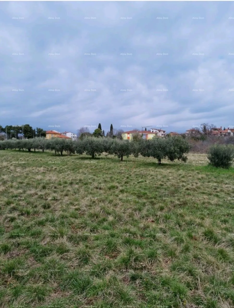 građevinsko zemljište prodaje se građevinsko zemljište poslovno-stambene namjene na atraktivnoj lokaciji, 990 m2 - slika 3