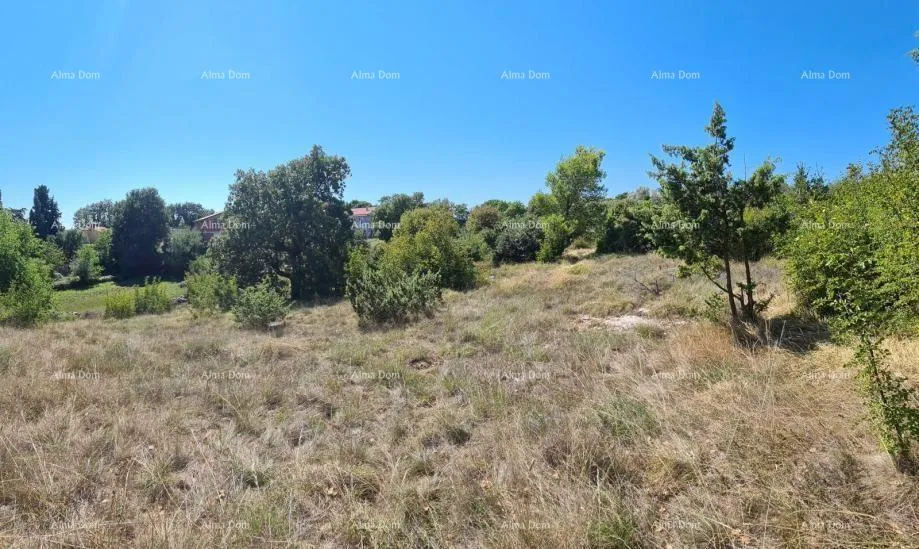 Građevinsko zemljište Prodaja građevinskog zemljišta površine 2330 m2, blizu Peruški i Duge uvale - Krnica, Marčana