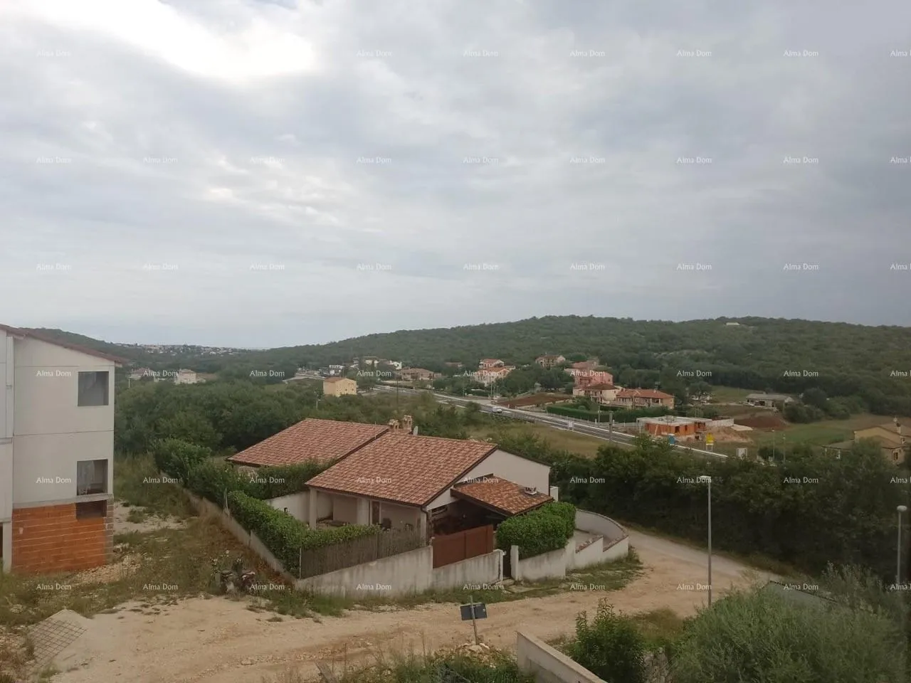 kuća prodajemo prelijepu kuću, rovinjsko selo - slika 3