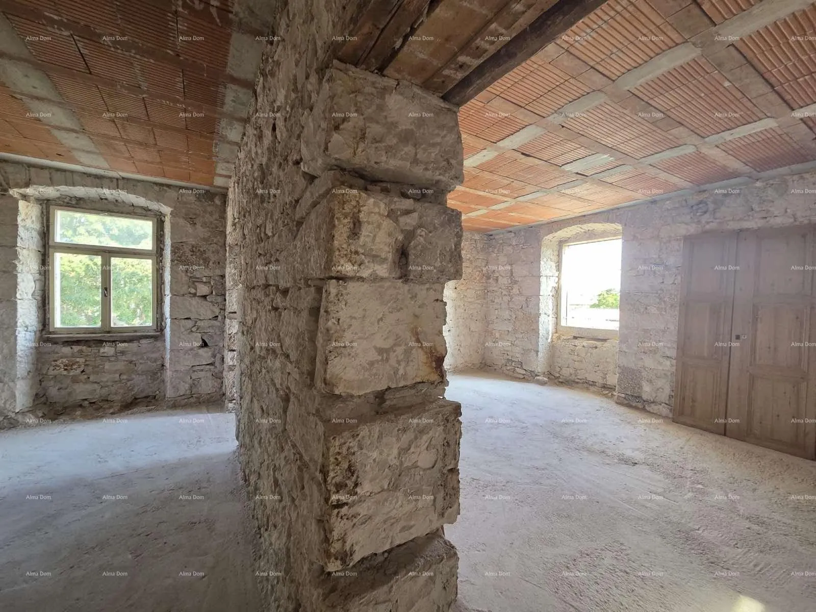 kuća kuća u mutvoranu – 300+ m² i zemljište 2.980 m² - slika 18