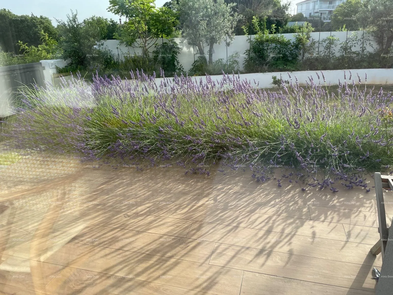 kuća moderna vila u istri s pogledom na more, krovnom terasom i uređenim vrtom – 800 m od plaže - slika 16