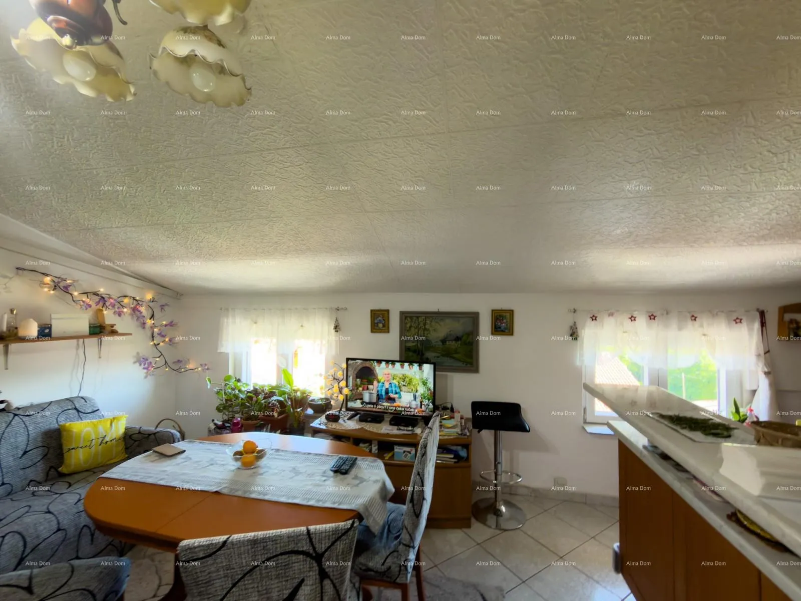 stan prodaje se stan u banjolama – 81 m², blizina mora - slika 4