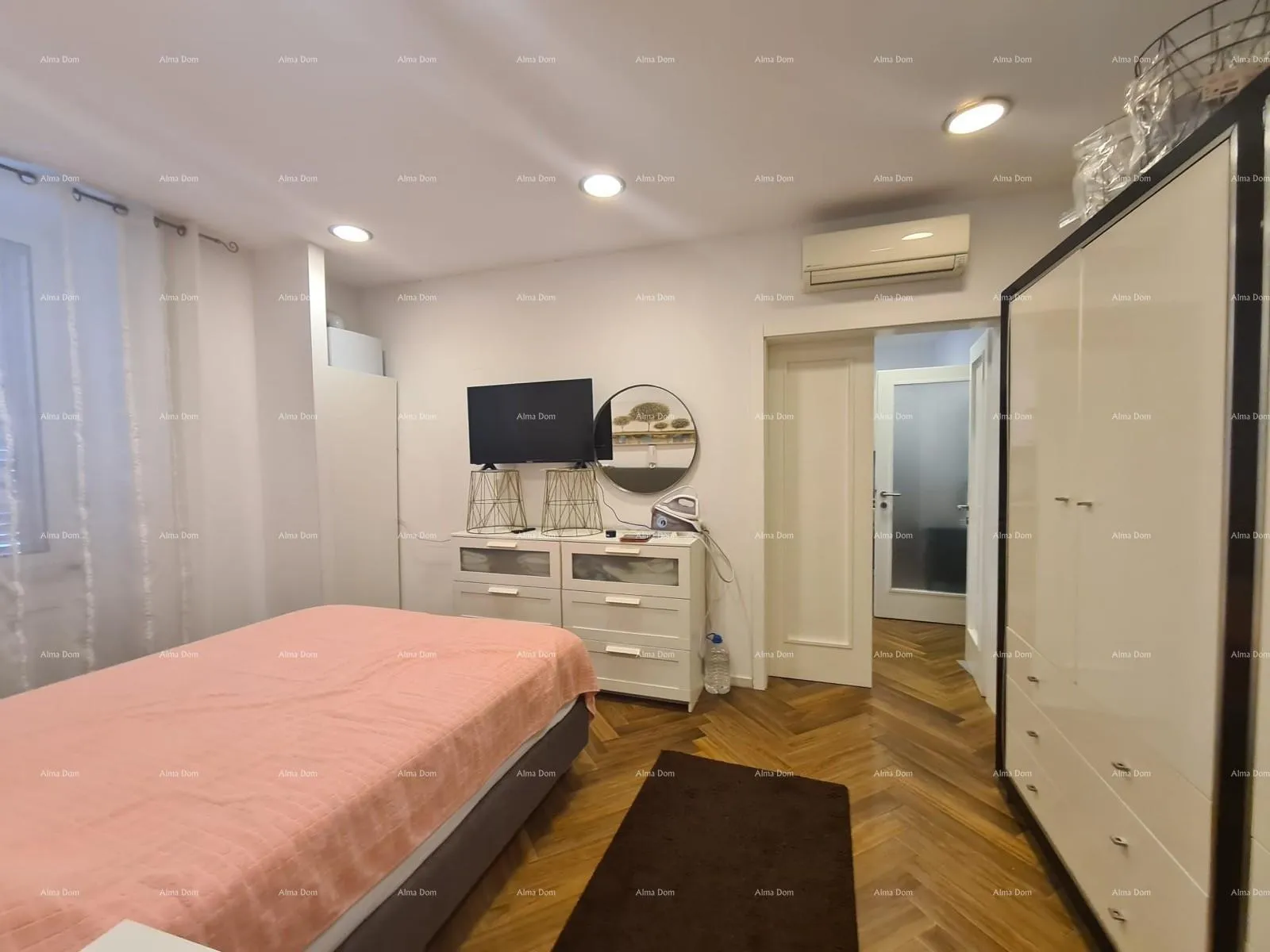 stan prodaja stana s dva apartmana – pula - slika 11