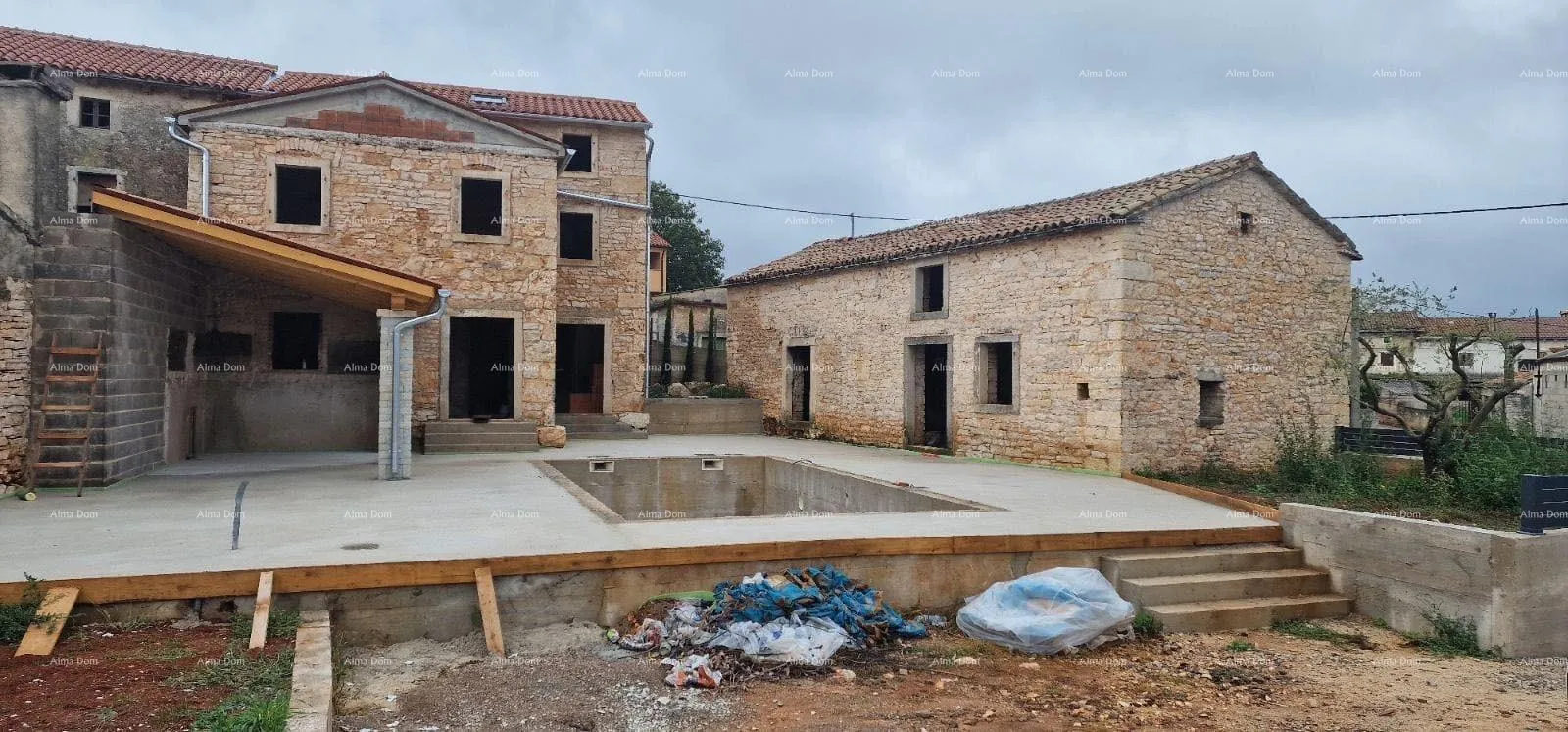 kuća prodaje se kuća u renovaciji – žminj - slika 3