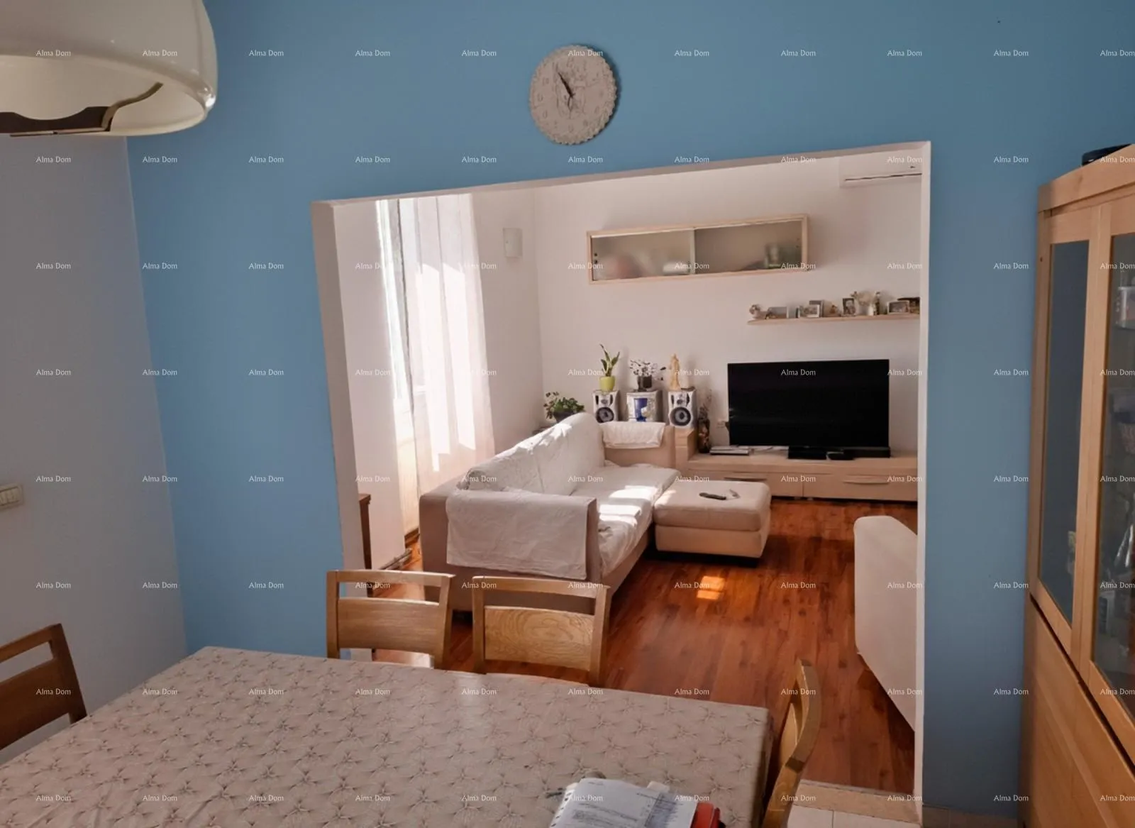 stan prostran trosobni stan površine 81 m², neposredna blizina suda, pula veruda - slika 19