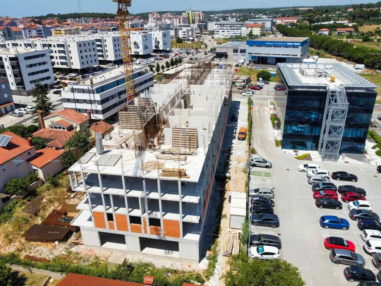 stan pula. višestambeni novi objekt. prodaja stana s parkirnim mjestom i spremištem. blizina nove bolnice. s37 - slika 6