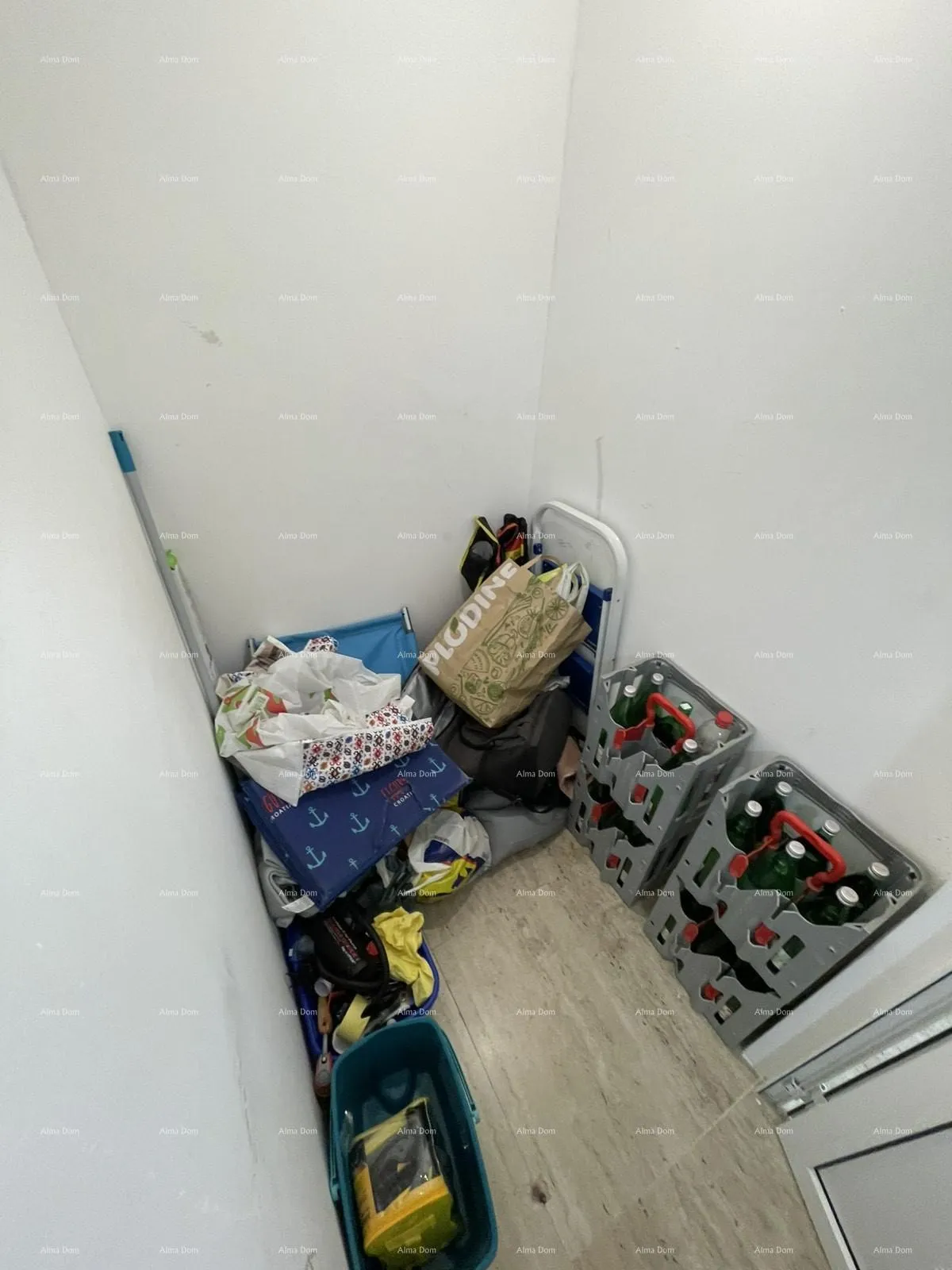 stan pula – moderan i potpuno namješten stan 44 m2 u novogradnji s prostranom terasom - slika 15