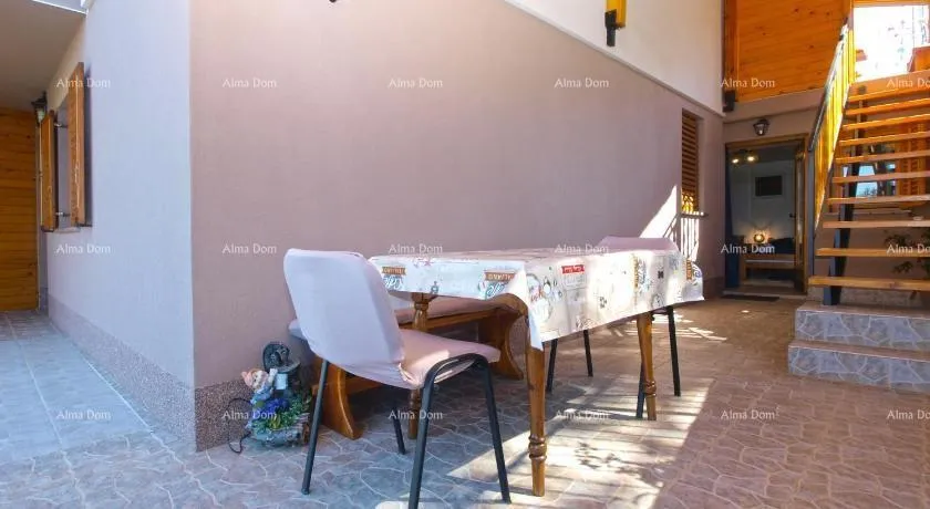 kuća kuća sa tri apartmana, medulin - slika 17