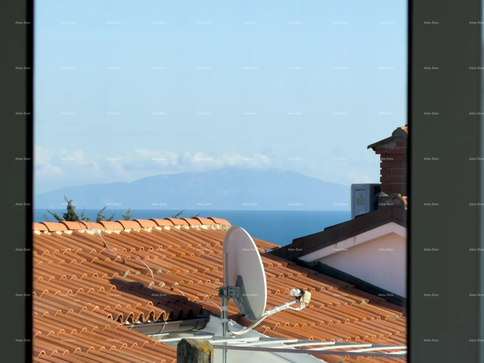 kuća prodaje se atraktivna kuća u premanturi s pogledom na more - slika 34
