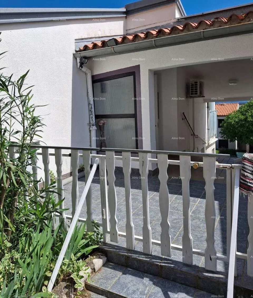 kuća kuća s pogledom na more u ravni - slika 17
