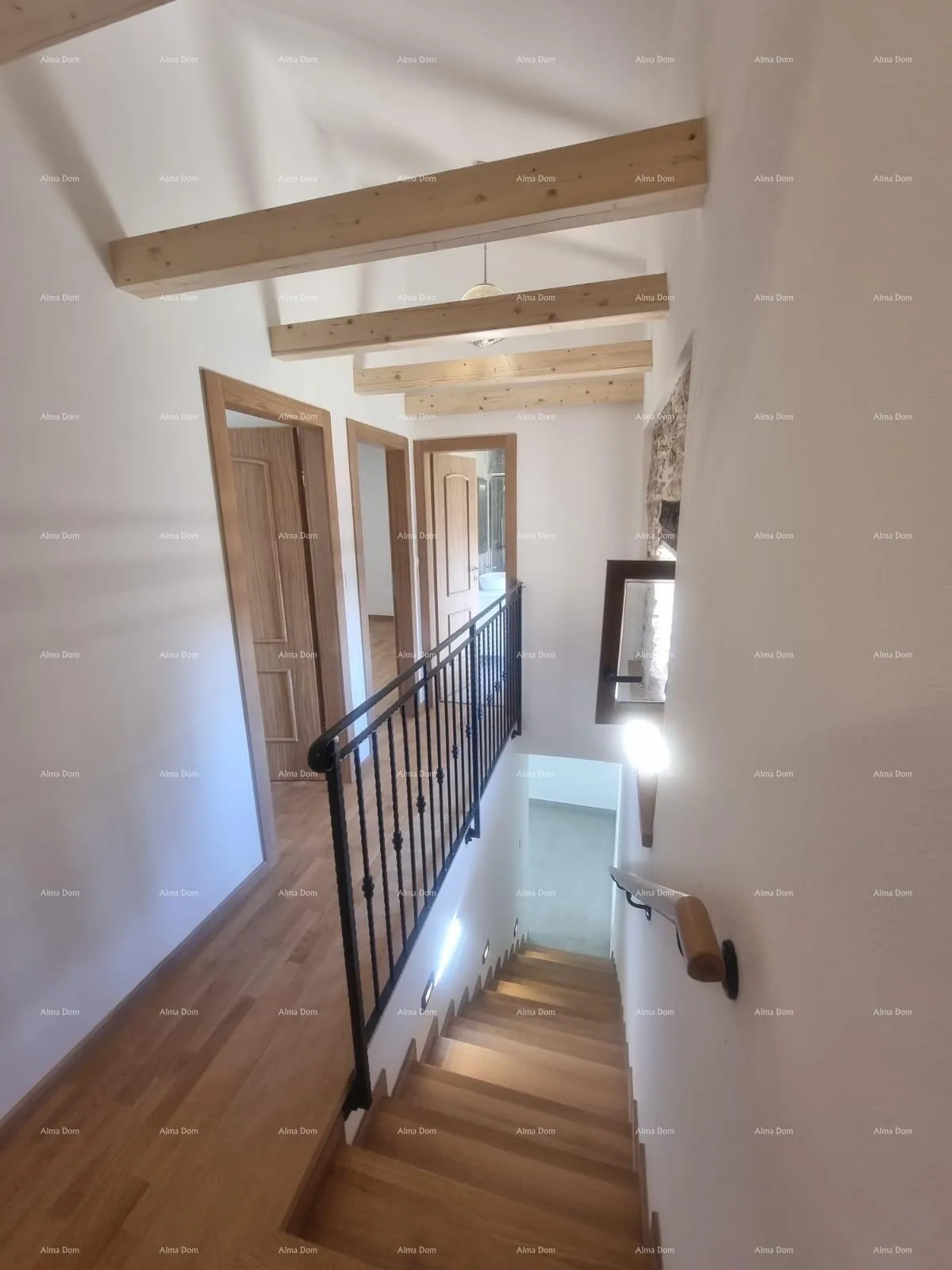 kuća prodaje se renovirana kuća, barban - slika 6
