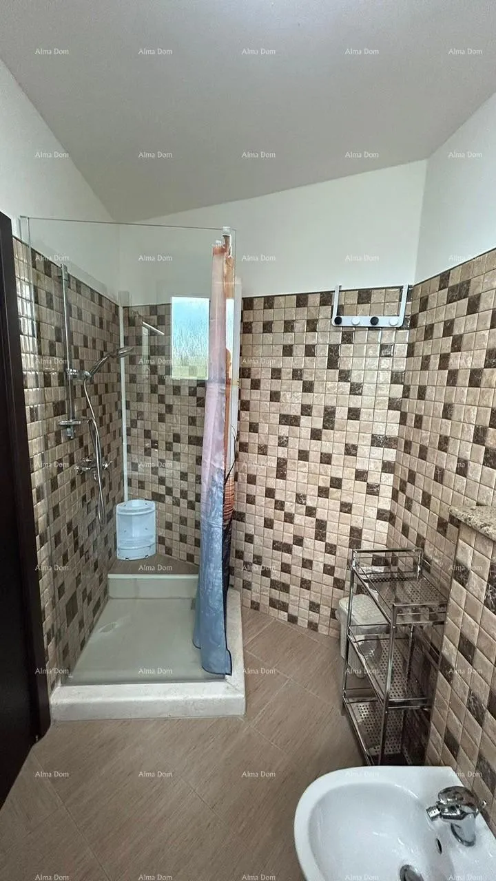 kuća prodajemo kuću sa više apartmana i bazenom. pula veli vrh. - slika 31