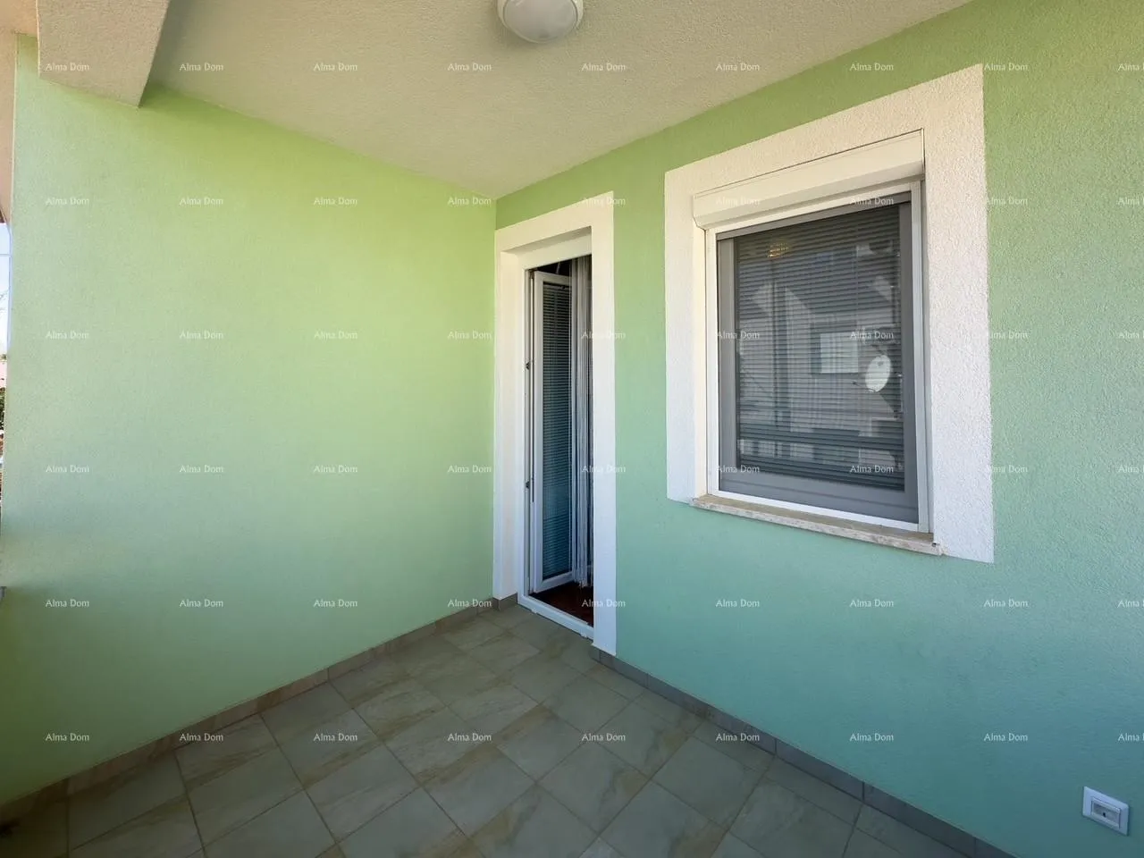stan blizina hotela belvedere. prodajemo studio apartman na odličnoj lokaciji u medulinu! - slika 11