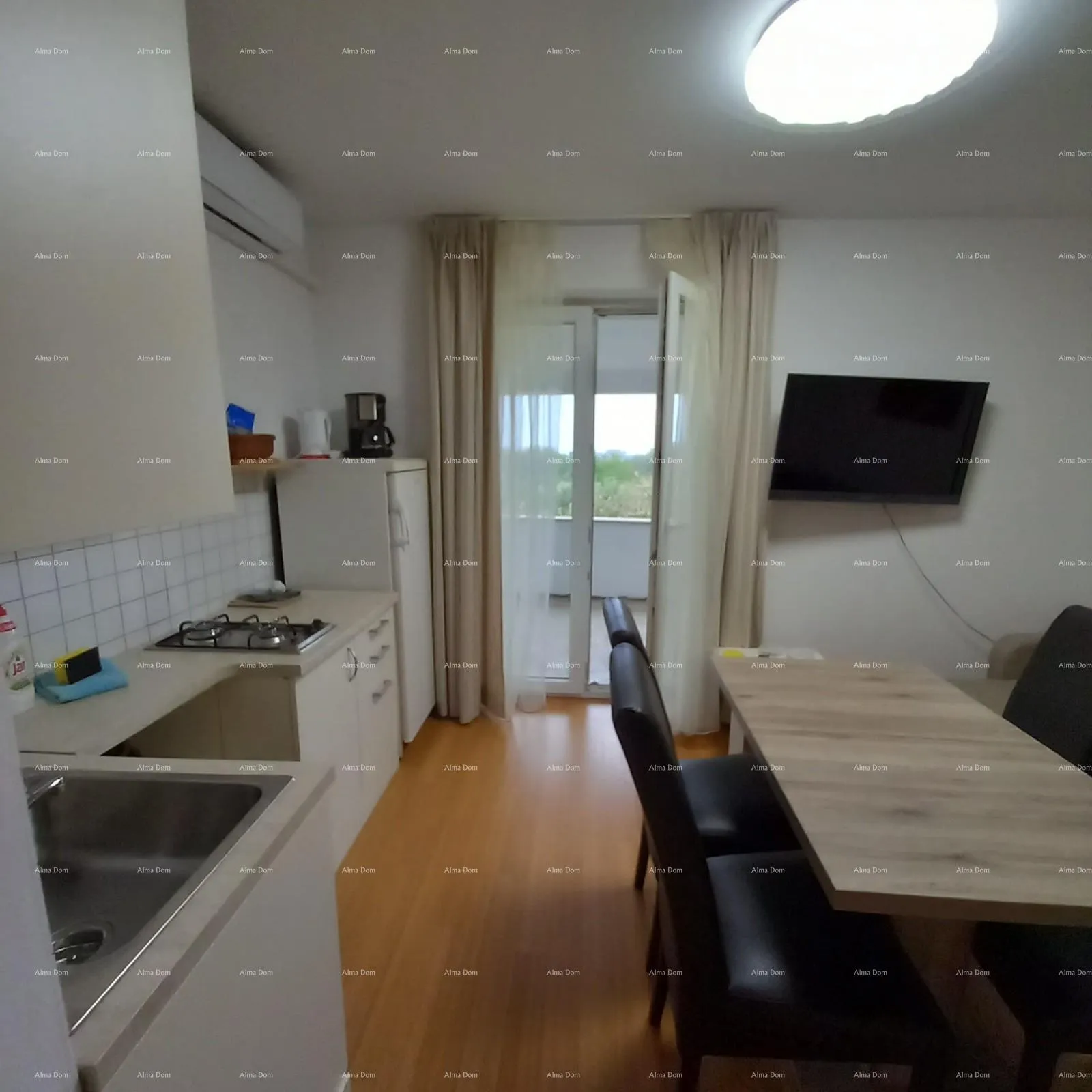 kuća na prodaju – kuća s dva odvojena stana, premantura - slika 12