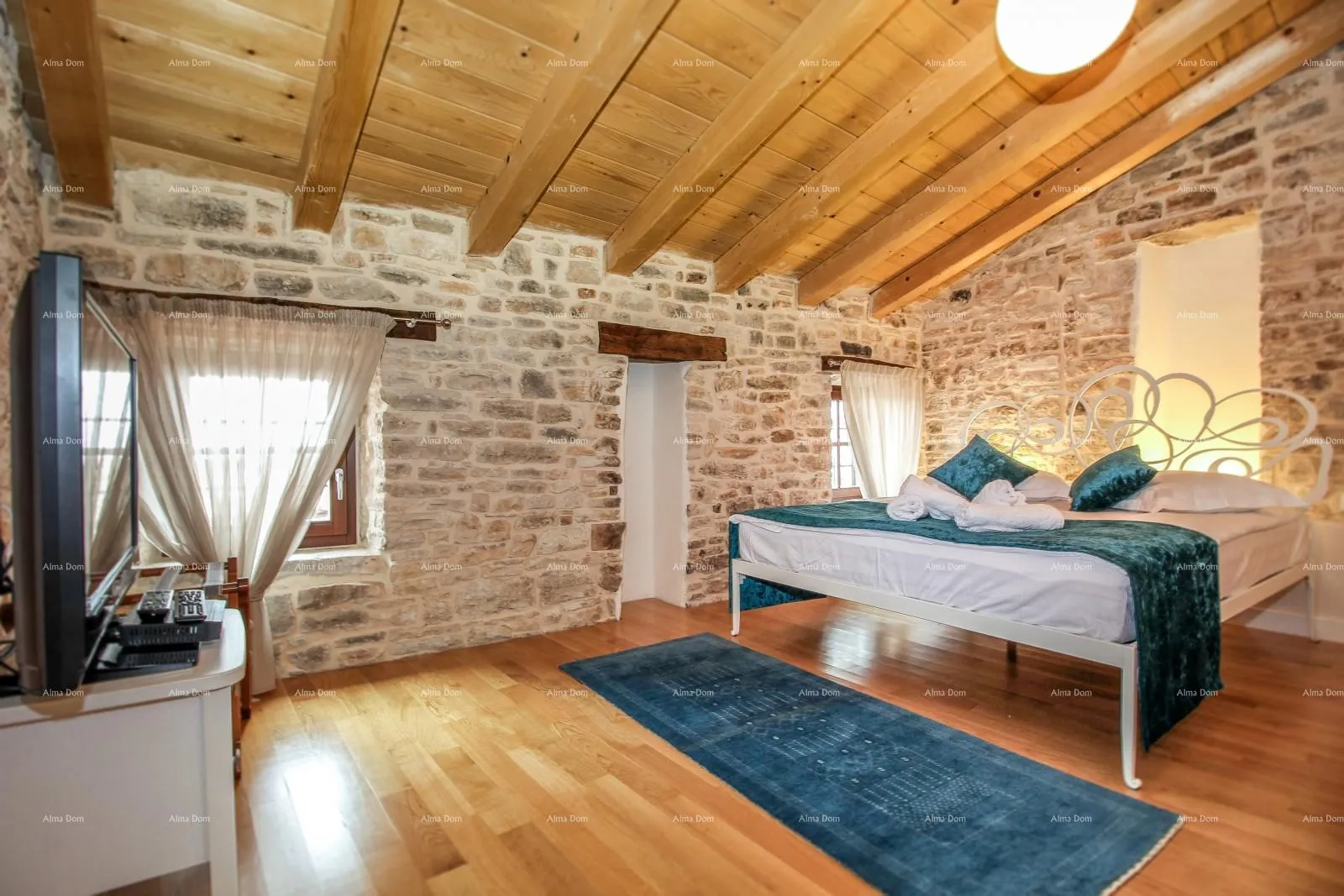 kuća prodaja predivne, moderno opremljene i renovirane istarske kamene kuće, bale! - slika 44