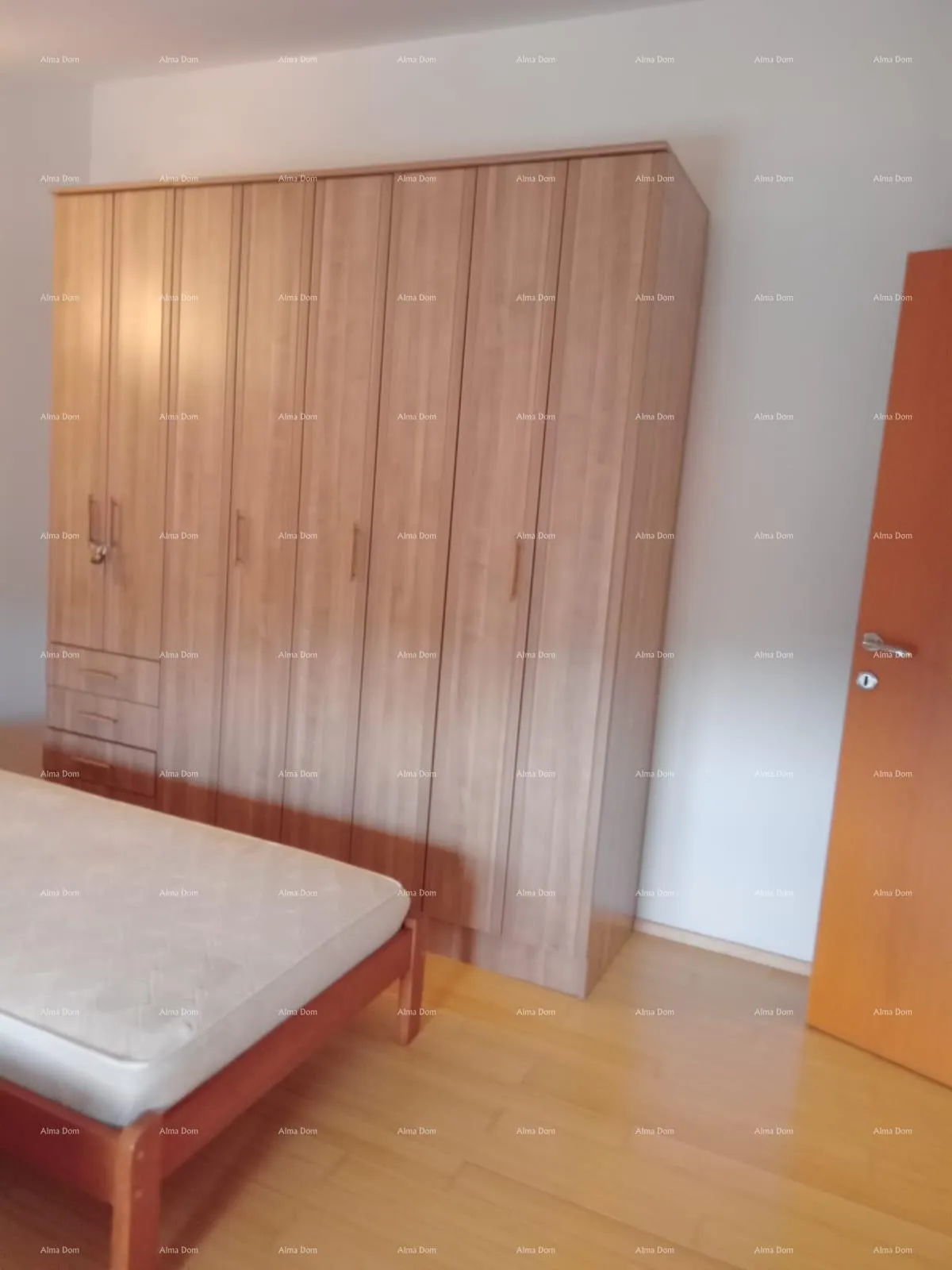 stan prodaja velikog, lijepo uređenog, namještenog stana sa pogledom na more, ližnjan! - slika 26