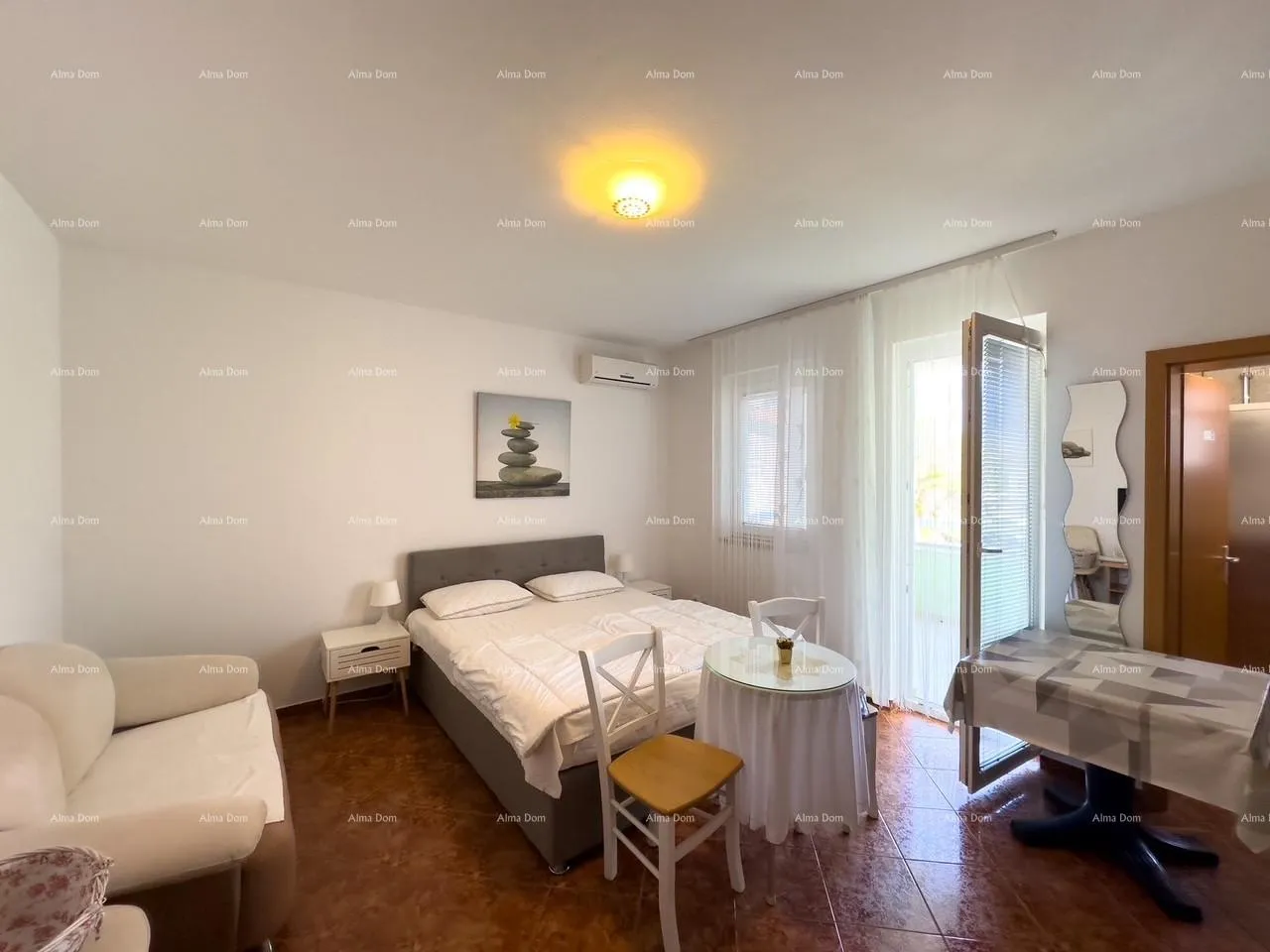 stan blizina hotela belvedere. prodajemo studio apartman na odličnoj lokaciji u medulinu! - slika 2