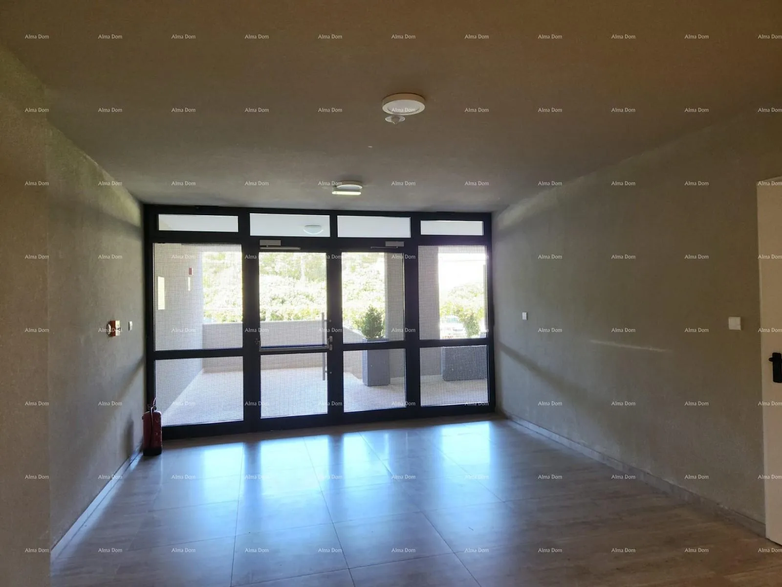 stan stoja moderni stan s terasom 80 m², 100 m od mora u puli! - slika 17