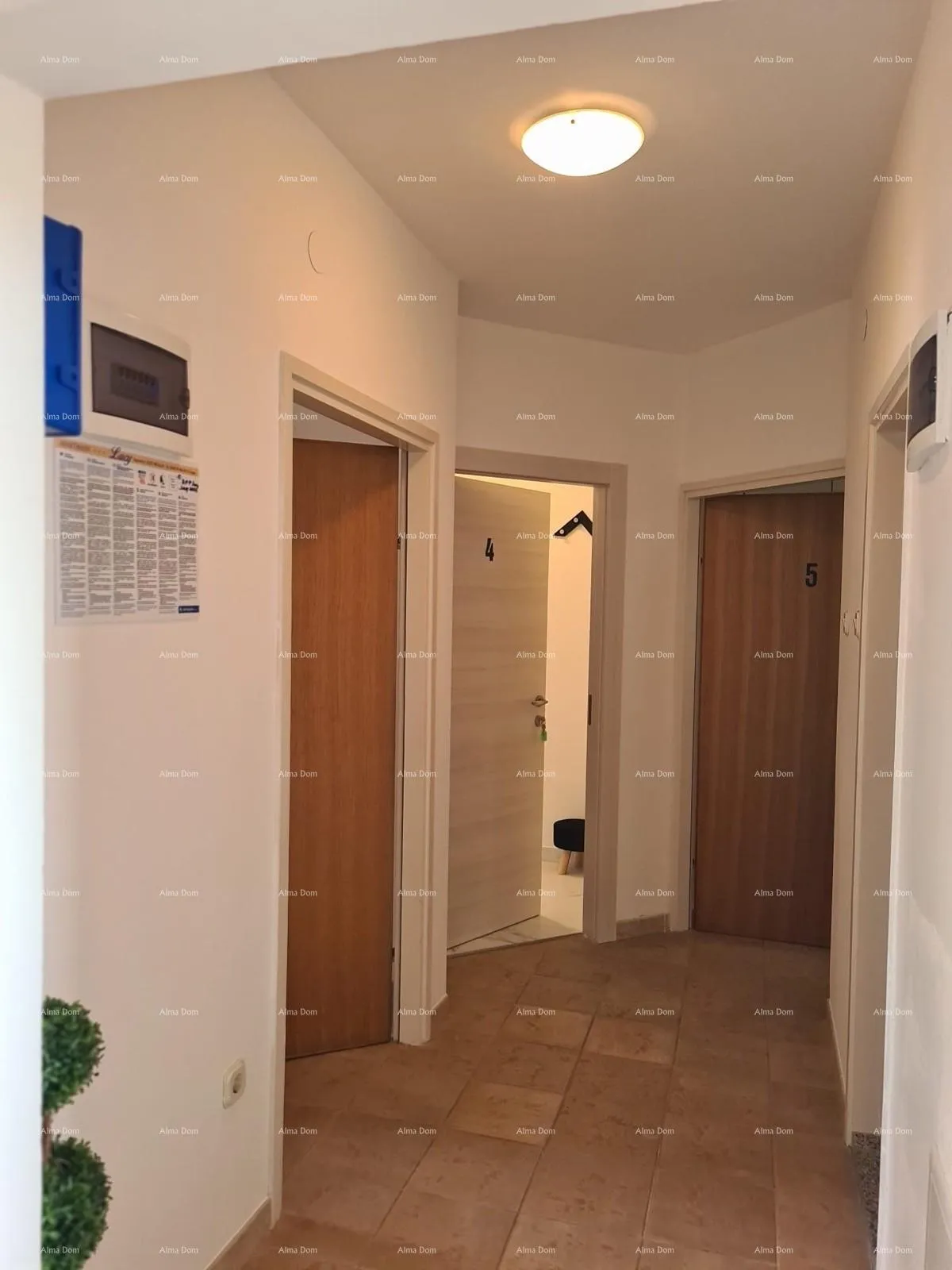 kuća medulin, kuća s ukupno 10 apartmana. fucane - slika 28