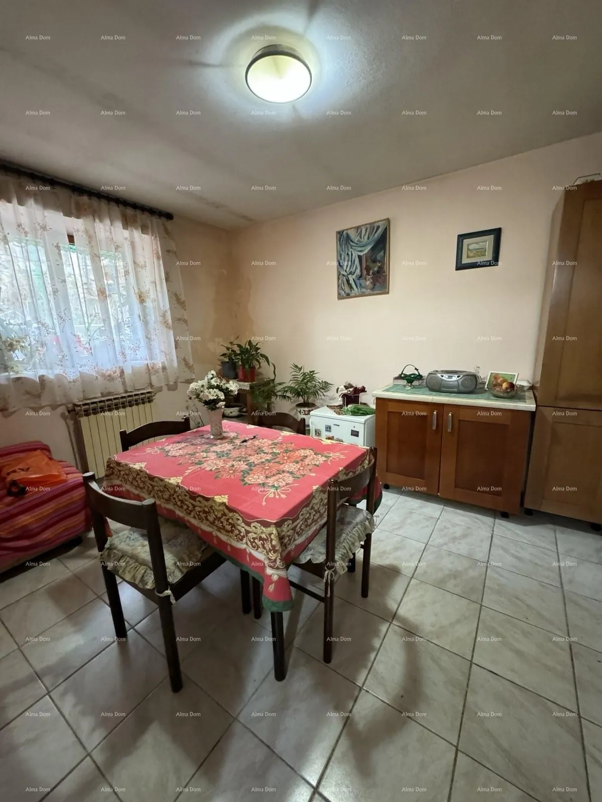 kuća prodaja kuće sa dvorištem u nepodrednoj blizini centra, buje! - slika 17