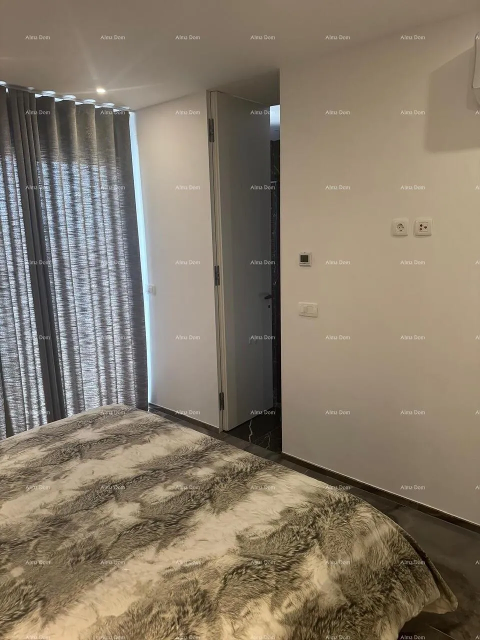 stan novigrad, luksuzni penthouse s panoramskim pogledom na more - slika 11