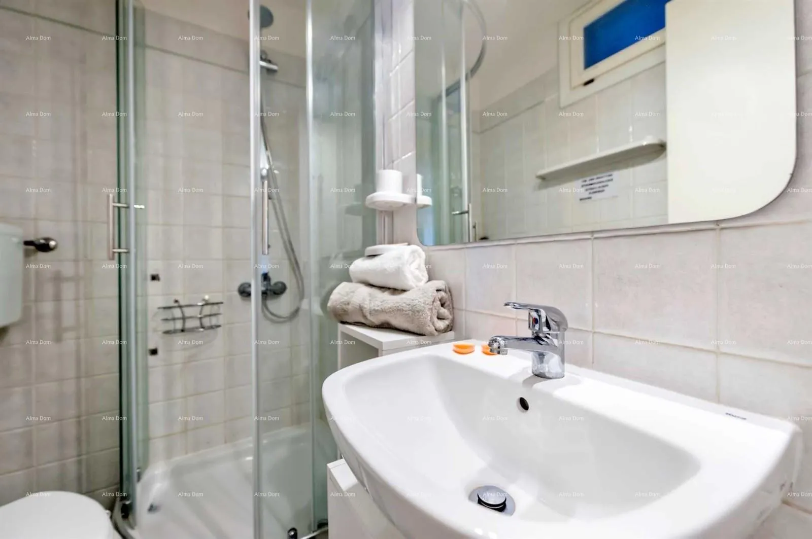 stan rovinj – stan s pogledom na more u samom centru, 50 m od mora - slika 17
