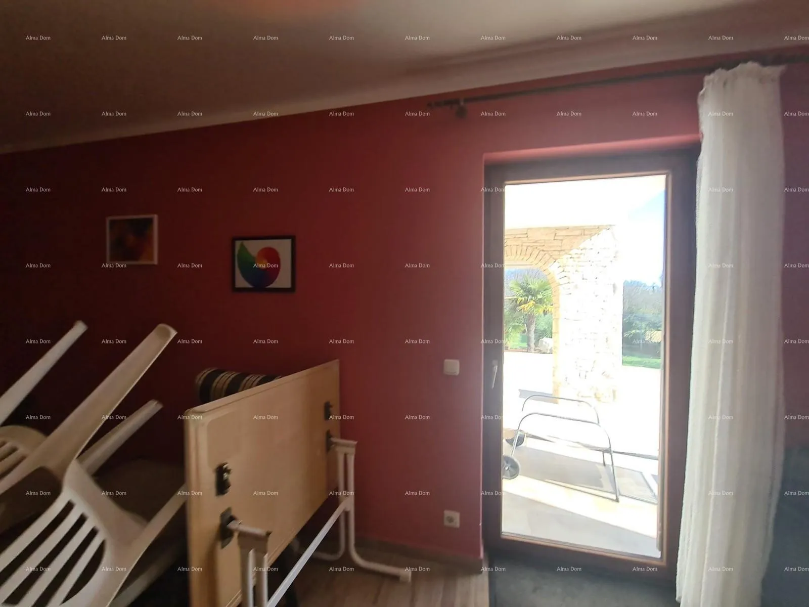 kuća prodaja velike stambene kuće, pogodne za investiciju, medulin! - slika 24