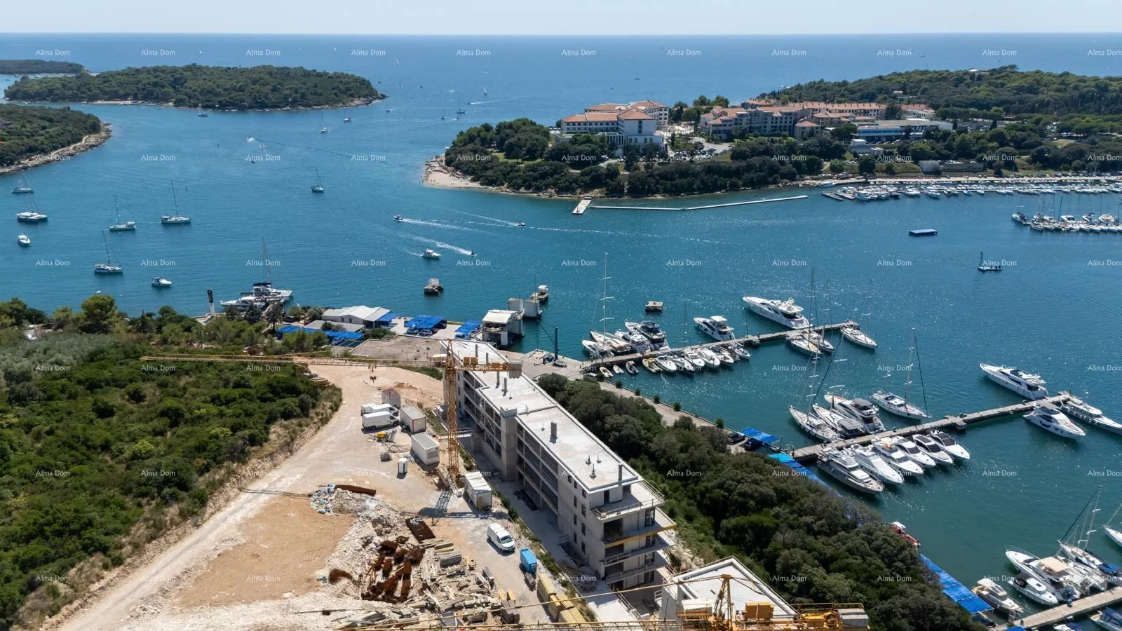 stan prodaja modernih stanova u ekskluzivnoj zgradi sa pogledom na marinu, pula! - slika 22