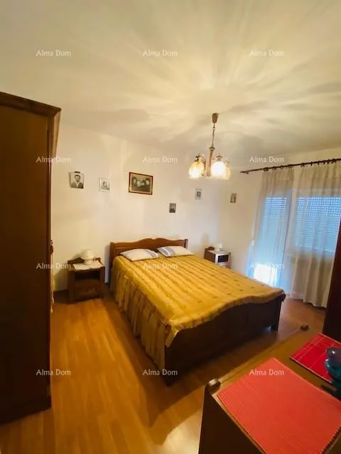 kuća prostrana, namještena kuća u puli s velikim dvorištem i brojnim mogućnostima - slika 32
