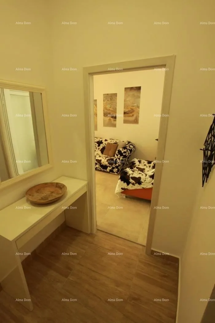 stan stan u centru pule, 79 m² - slika 11