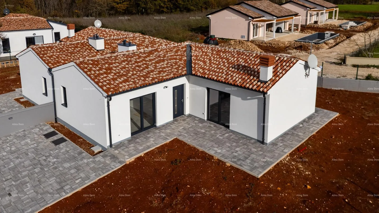 Kuća BARBAN, KOŽLJANI - Novogradnja / Dupleks, desni dio. Ekolloško mjesto