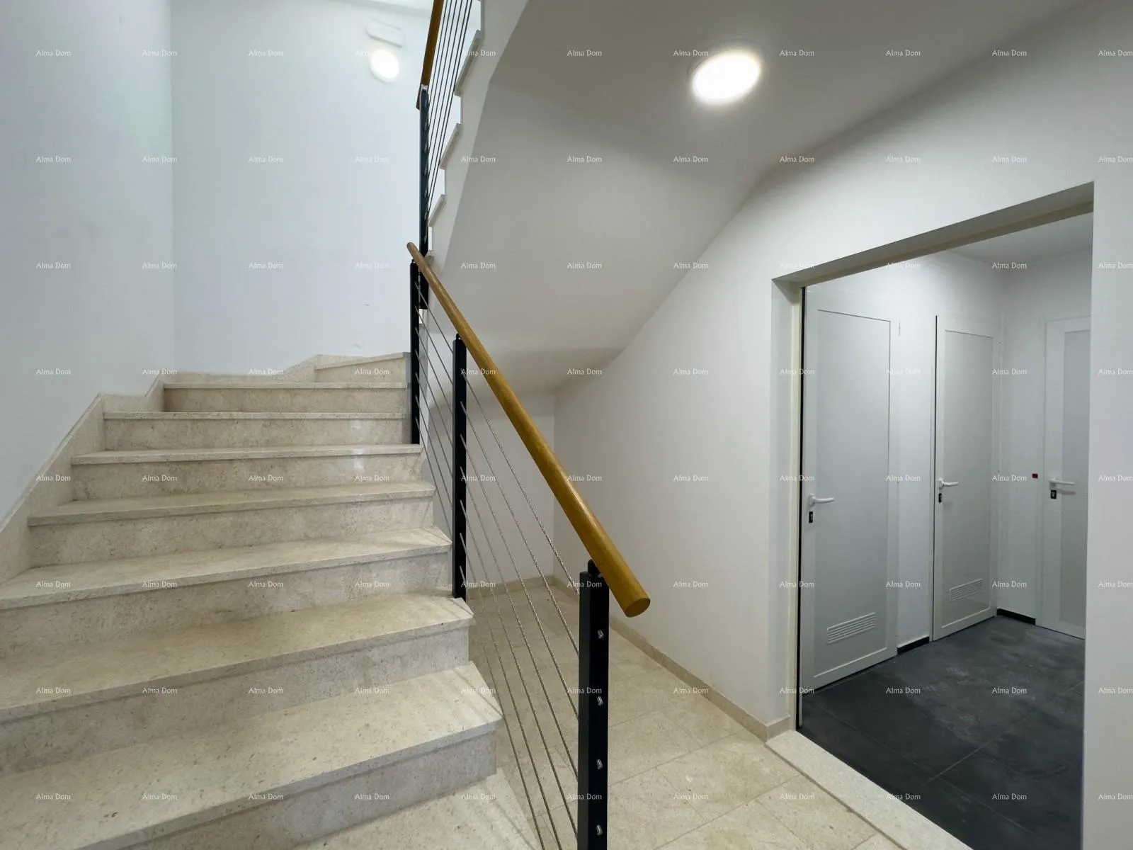 stan prostrani stan u puli s tri spavaće sobe i dvije velike terase, i modernim sadržajima blizu centra grada - slika 31