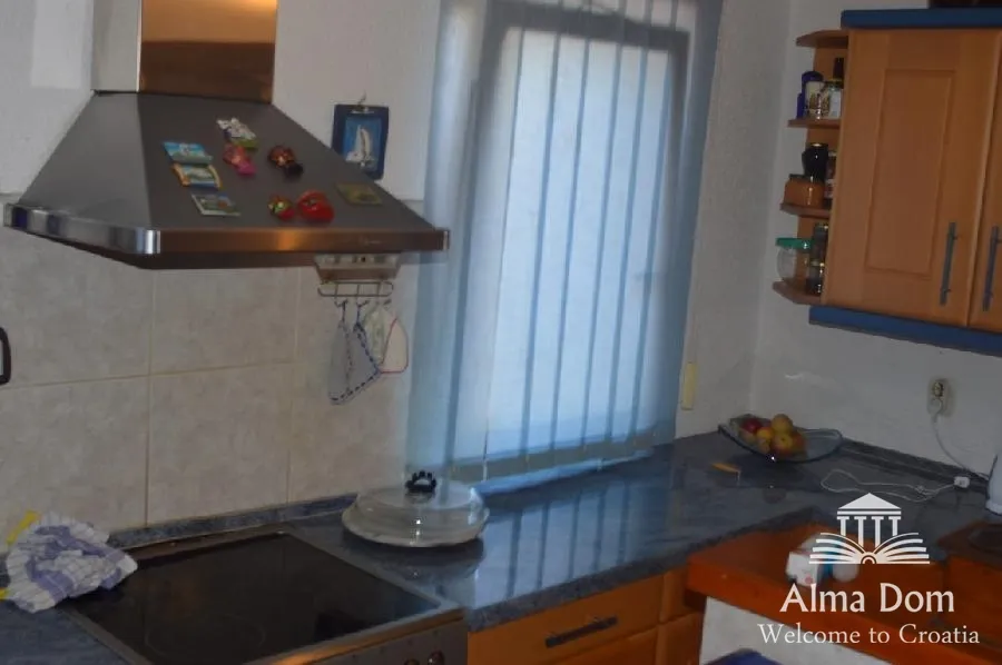 kuća prekrasna kuća u banjolama sa vrtom iz snova!!!! - slika 27