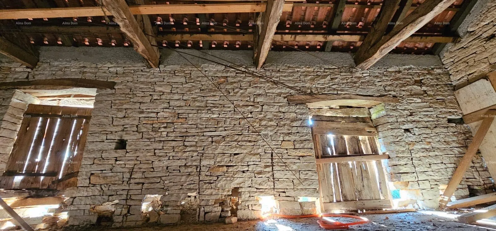 kuća prodaja istarske kamene kuće za kompletnu renovaciju na velikoj parceli od 4500 m2. oprtalj - slika 8