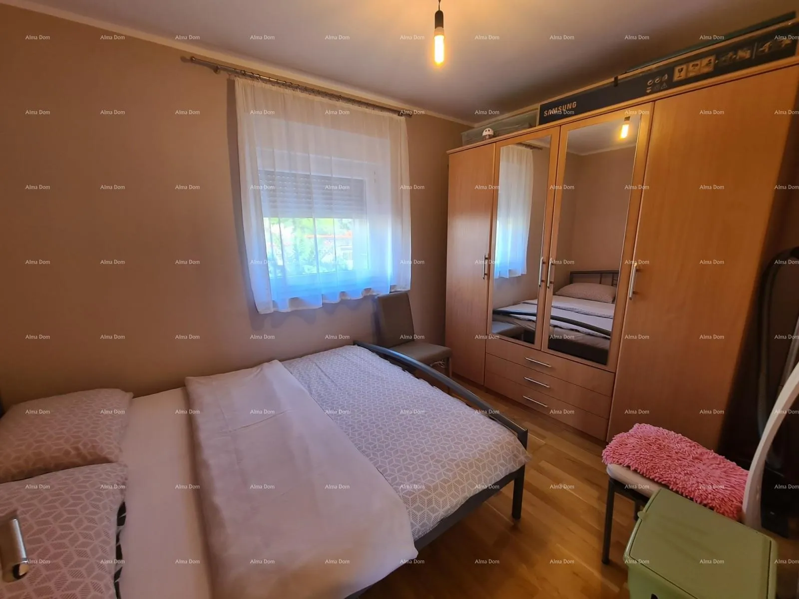kuća medulin! kuća sa 6 zasebnih stambenih jedinica! - slika 8