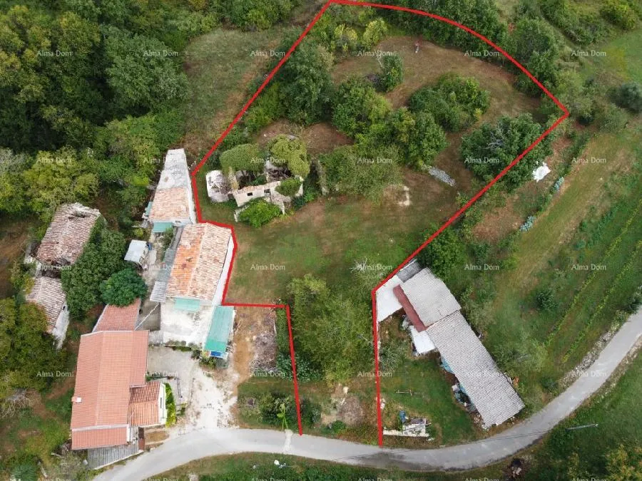 kuća stare ruševne kuće na velikom terenu od 6880 m2. - slika 17