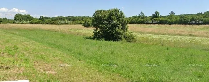 Građevinsko zemljište Krnica – Građevinsko zemljište 889 m² s projektom i dodatnim poljoprivrednim zemljištem 2.716 m² - Krnica, Marčana
