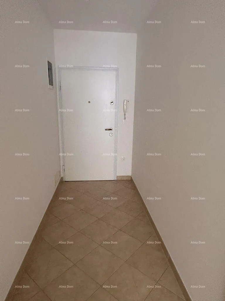 stan novigrad – prostran četverosoban stan, 76 m², 200 m od mora i plaže karpinjan - slika 11