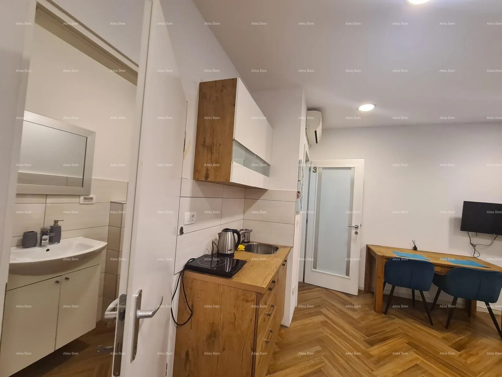 stan prodaja stana s dva apartmana – pula - slika 6