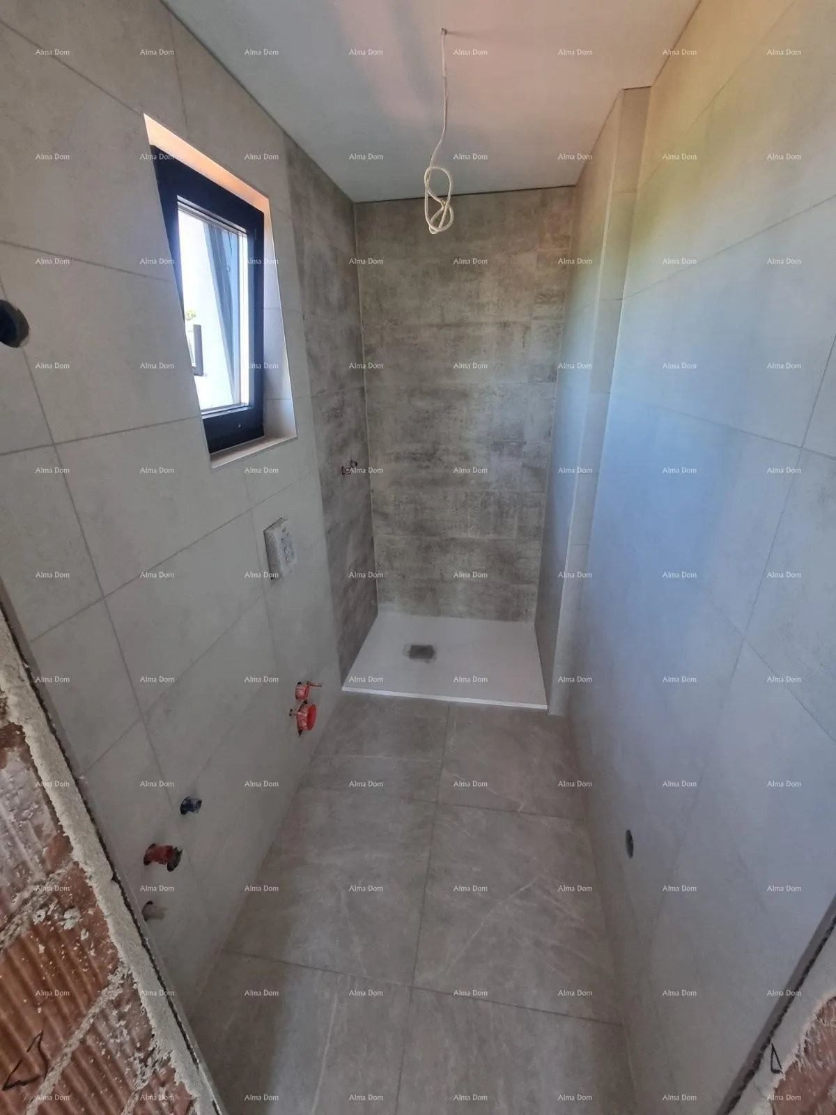 kuća prodaje se kuća s bazenom i pogledom na more – mirno selo raša - slika 11