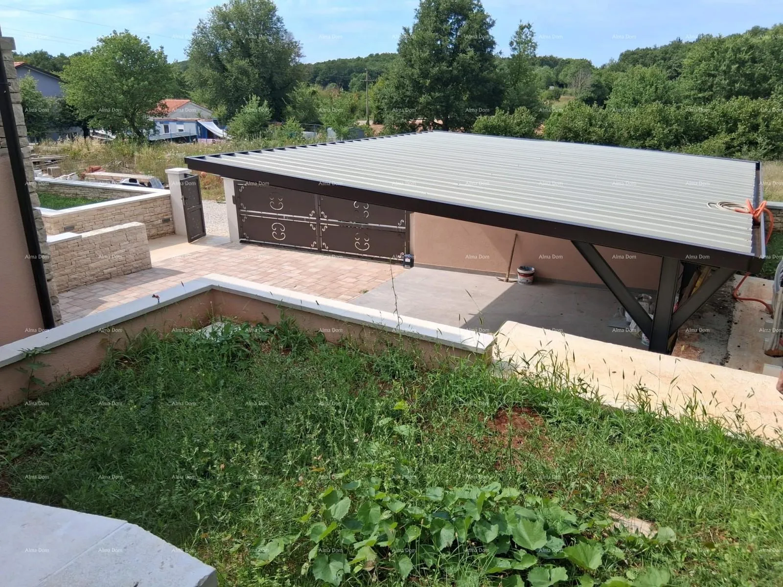 kuća prodaja - luksuzna kuća na velikoj okućnici s bazenom, wellness sobom i teretanom, blizina poreča! - slika 6