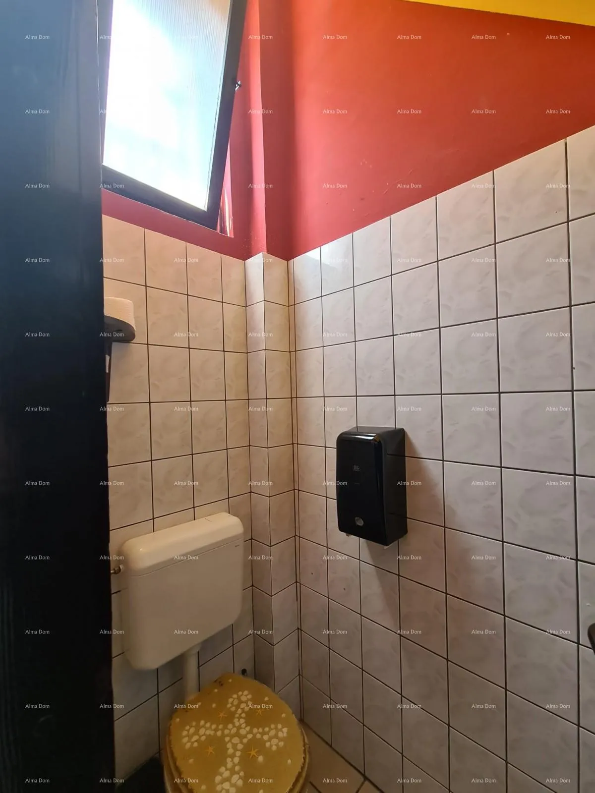poslovni prostor na prodaju – poslovni prostor u strogom centru pule (tržnica) - slika 5