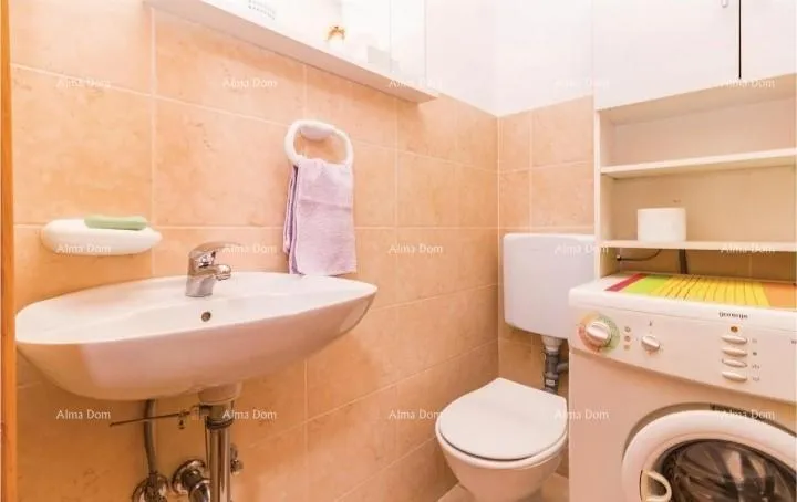 kuća prizemna kuća s bazenom na mirnoj lokaciji, pula - slika 21