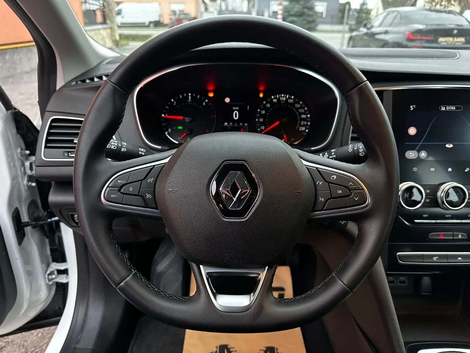 renault megane dci 115 •2022.g.•navigacija•leasingbezučešća• - slika 16