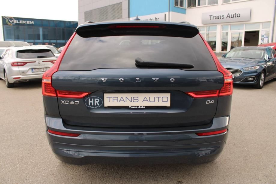 volvo xc60 2.0d b4 automatik *led, navigacija, kamera* - slika 5