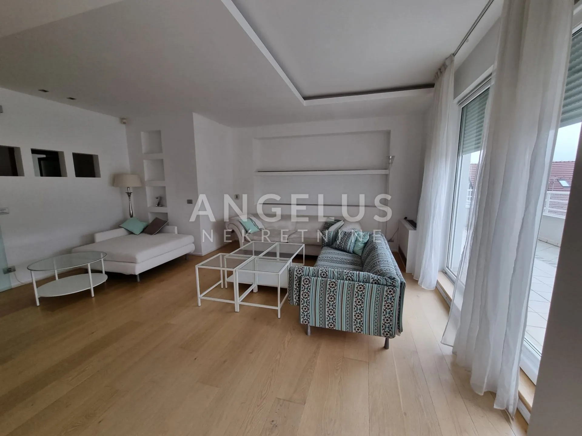 zagreb, pantovčak, luksuzni dvoetažni penthouse - slika 2