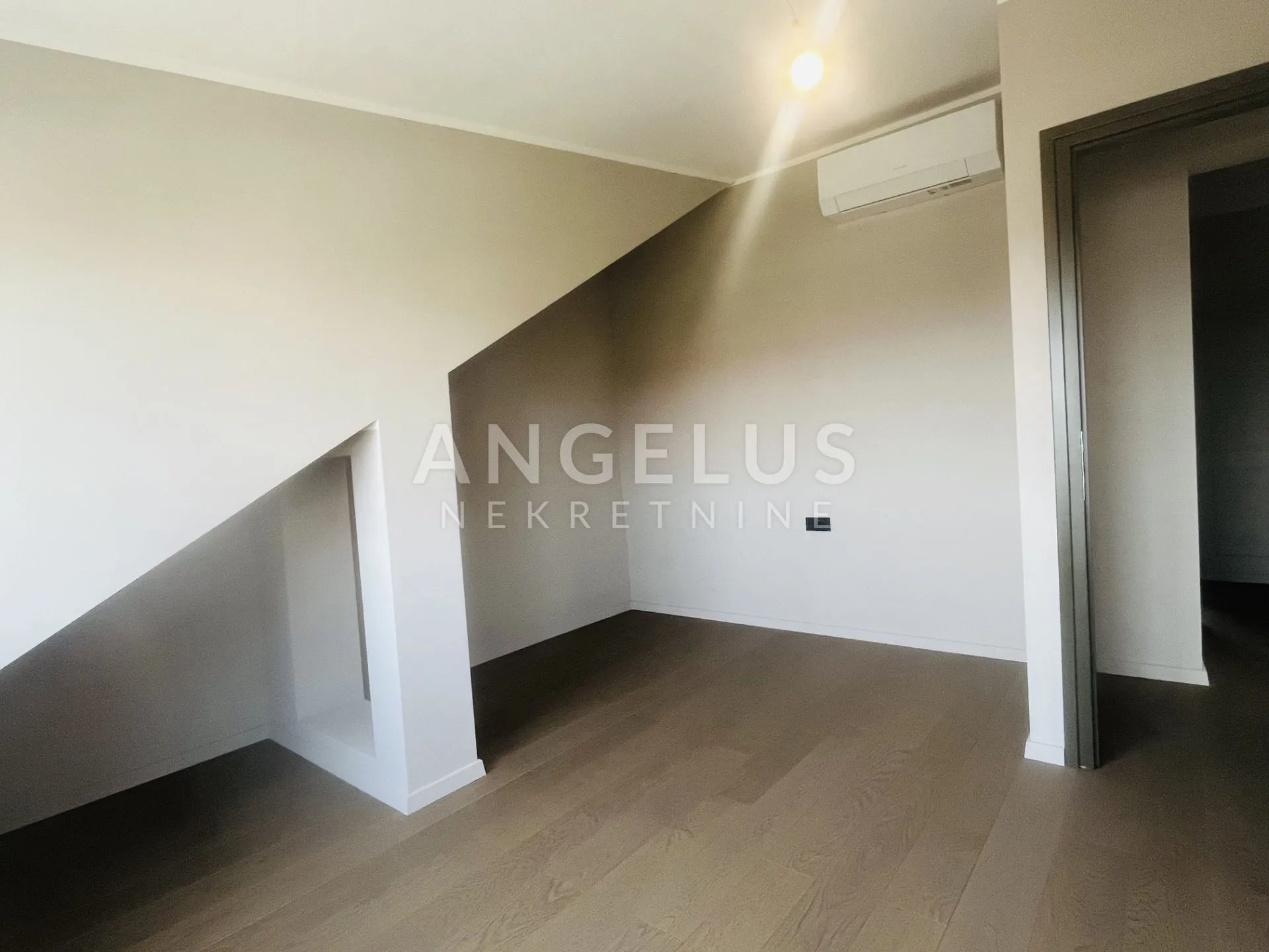 zagreb, šalata- kuća za prodaju, 202 m2 - slika 8