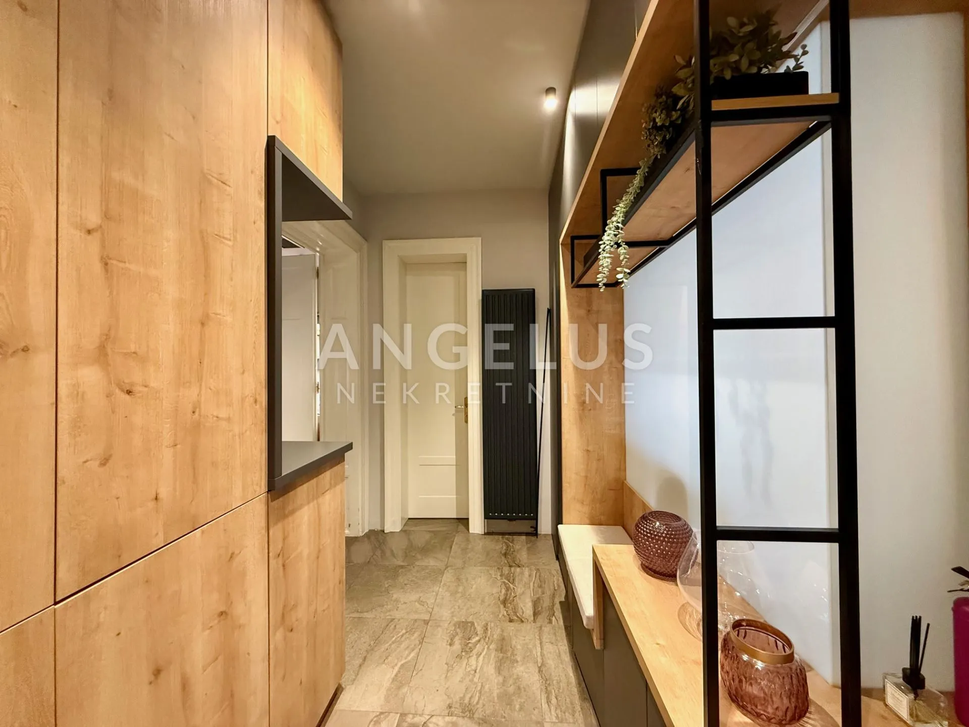 zagreb, centar - stan 100m2 u funkciji ureda - slika 2